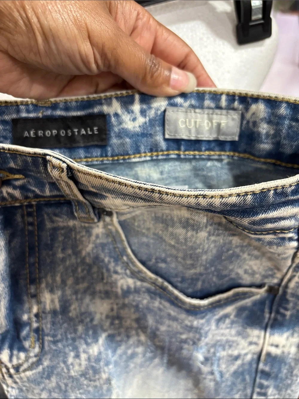Aeropostale Men's Distressed Acid-Wash Denim Shorts size 30
